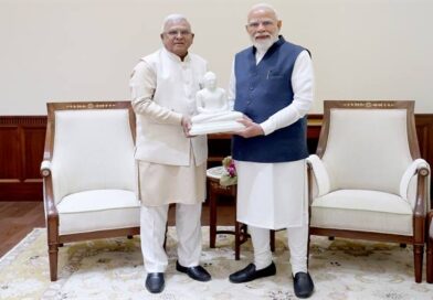 प्रधानमंत्री मोदी से मिले राज्यपाल पटेल