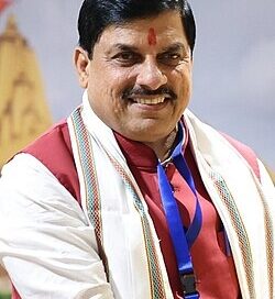 सीएम की घोषणा के बाद भी अटकी कर्मचारियों की कैशलेस स्वास्थ्य बीमा योजना, 10 महीने में ड्राफ्ट नहीं