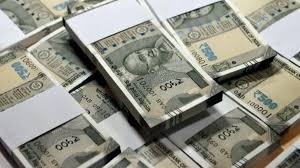 राजकोषीय घाटा पाटने की तैयारी, सरकार 8.2 लाख करोड़ उधार लेगी