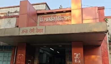 Raigarh में तेज रफ्तार बाइक खंभे से टकराई, युवक की मौत