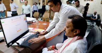 उप मुख्यमंत्री शुक्ल ने स्वयं अपना स्वगणना फॉर्म भरा