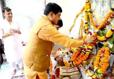 मुख्यमंत्री डॉ. यादव ने स्टेट हैंगर परिसर स्थित हनुमान मंदिर में किया नमन