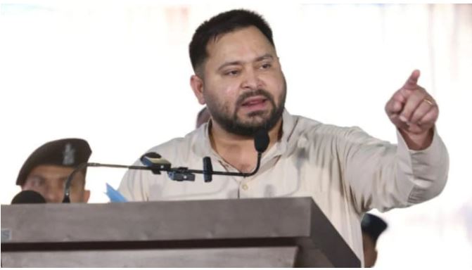 तेजस्वी यादव ने संविधान को लेकर जताई चिंता, BJP पर हमला