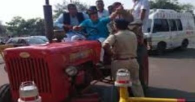 ट्रैक्टर से विधानसभा पहुंचे MLA, पुलिस से झड़प; ‘नारी शक्ति वंदन’ पर गरमाई राजनीति