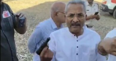 सागर में रास्ता बंद कराने को लेकर विवाद, BJP नेता ने तानी पिस्टल