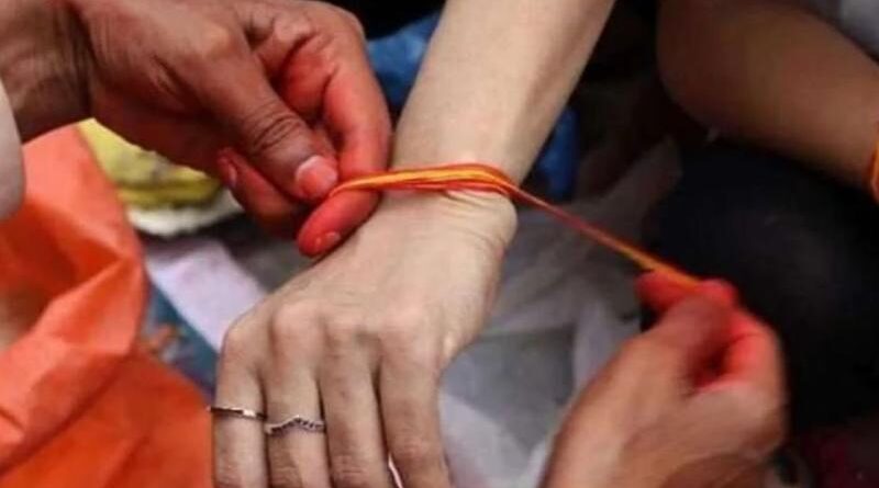 कलावा उतारने के बाद ये गलती भारी पड़ सकती है, भूलकर भी न करें ये काम