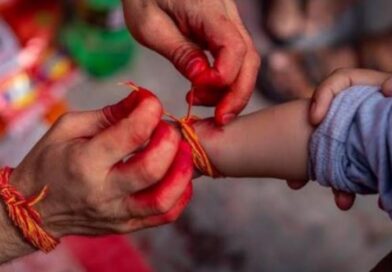 भोपाल में लेंसकार्ट विवाद गरमाया, ड्रेस कोड के विरोध में तिलक-कलावा कार्यक्रम