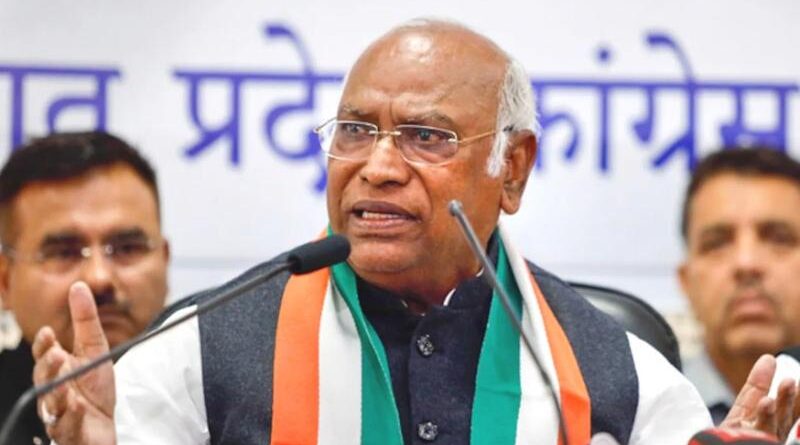 मल्लिकार्जुन खरगे पर BJP सांसद का विवादित बयान, कहा- इलाज करवाओ