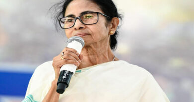 वोटिंग के बीच EVM पर सियासी घमासान, BJP के बाद TMC ने भी उठाए सवाल