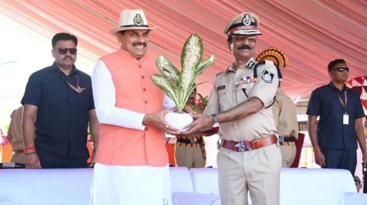 भोपाल में एनएसजी का ‘पराक्रम’, कमांडोज के जांबाज करतब देख सीएम मोहन यादव हुए रोमांचित