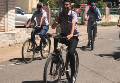 ईंधन संरक्षण का असरः साइकिल से कार्यालय पहुंचे अधिकारी,सासंद बस में तो विधायक बाइक पर चले