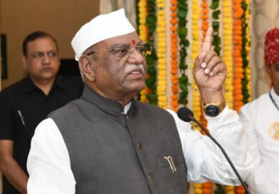 लोकभवन में महाराष्ट्र और गुजरात स्थापना दिवस मनाया गया