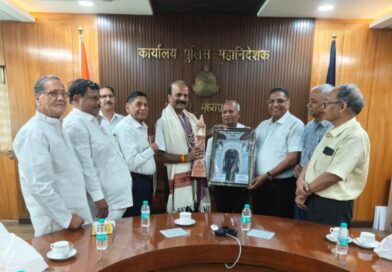 दतिया पुलिस द्वारा सोनागिर जैन मंदिर चोरी प्रकरण के त्वरित खुलासे पर जैन समाज ने डीजीपी श्री कैलाश मकवाणा का किया सम्मान