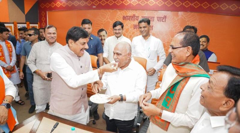 “विधानसभा चुनाव में प्रचंड जीत पर भाजपा का विजय उत्सव, सीएम मोहन यादव ने कार्यकर्ताओं को दी बधाई”