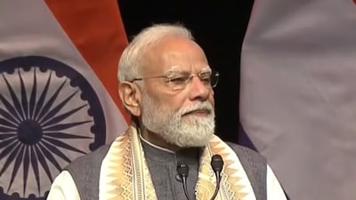 नीदरलैंड में भारतीय समुदाय के बीच भावुक हुए PM मोदी
