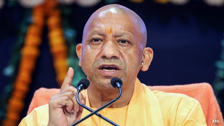 सीएम योगी बोले- बेटियों के सम्मान पर नहीं होनी चाहिए राजनीति, सपा प्रमुख को दी सलाह