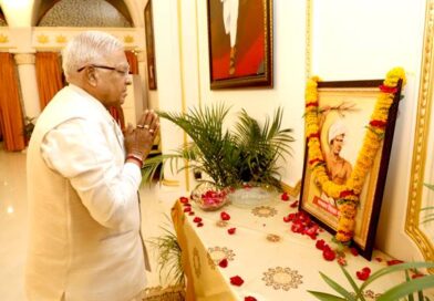 राज्यपाल पटेल ने भगवान बिरसा मुंडा को दी श्रद्धांजलि