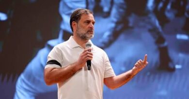 क्या खत्म होगा संसद का गतिरोध? NEET विवाद पर राहुल गांधी की बैठक से बढ़ी सियासी हलचल