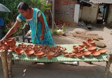 मिट्टी से गढ़ी आत्मनिर्भरता की कहानी, गृहणी से लखपति दीदी बनने तक सावित्री का सफर