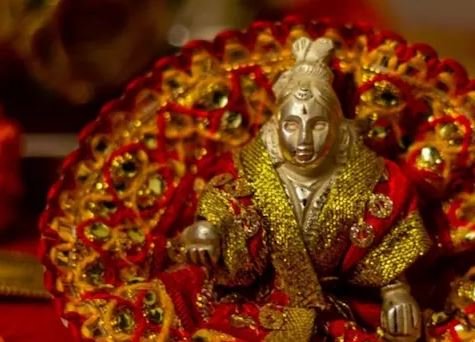 बाल गोपाल, बांसुरी वाले कान्हा या कोई और? घर में श्रीकृष्ण का कौन सा स्वरूप रखना है शुभ
