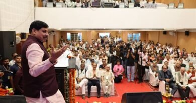 कठिनाईयों और संघर्ष के बावजूद अपनी पहचान और गौरव को बनायें रखने वाले सिंधी समाज पर सभी को गर्व : मुख्यमंत्री डॉ. यादव