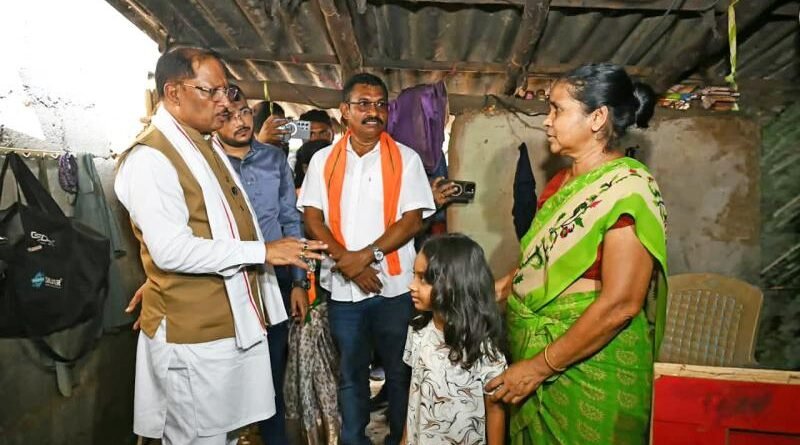 बाढ़ प्रभावित परिवारों के साथ पूरी संवेदनशीलता से खड़ी है सरकार : मुख्यमंत्री विष्णु देव साय