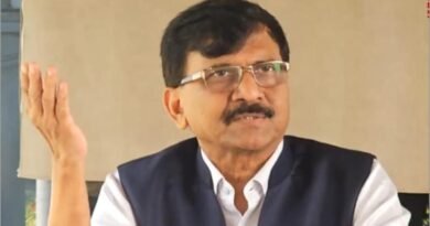 मिमिक्री विवाद में संजय राउत की एंट्री, बोले- राहुल का तीर बीजेपी के कलेजे के आर-पार
