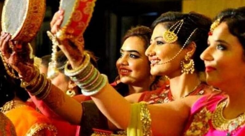 पति की लंबी उम्र और खुशहाली के लिए इस प्रकार करें करवाचौथ का व्रत