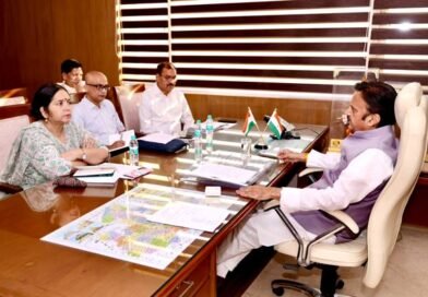 स्वास्थ्य सेवाओं की गुणवत्ता, समयबद्ध क्रियान्वयन और अधोसंरचना विकास में किसी भी स्तर पर लापरवाही बर्दाश्त नहीं – उप मुख्यमंत्री शुक्ल