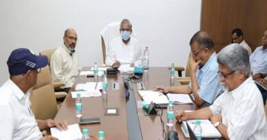 किसानों को रबी सीजन के लिये बिजली की पर्याप्त उपलब्धता सुनिश्चित करें : ऊर्जा मंत्री तोमर