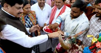 मुख्यमंत्री डॉ. यादव ने निकुंज धाम गौशाला में किया गोमाता का पूजन